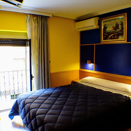 Tripolis Toledo Hotel Ngoại thất bức ảnh