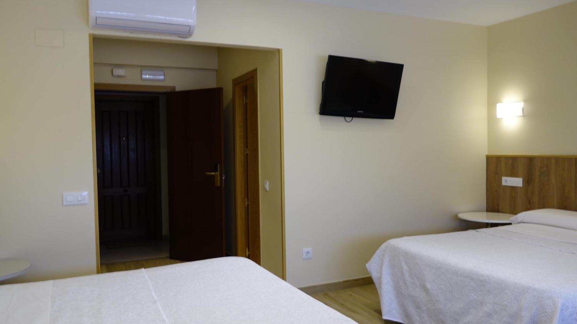 Tripolis Toledo Hotel Ngoại thất bức ảnh